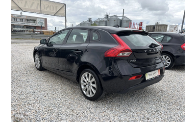 volvo-v40 - 2