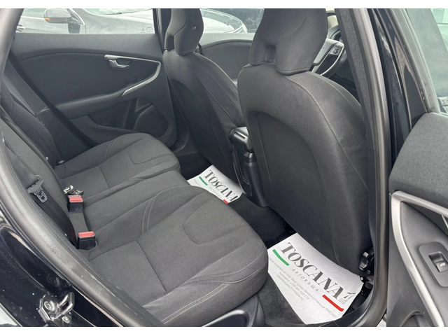 Volvo V40 1.6 D2* 114к.с.* Камера* Euro 5b* Лизин - автомобили, коли, обяви за нови и употребявани 8