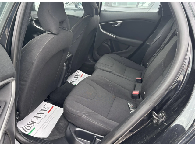 Volvo V40 1.6 D2* 114к.с.* Камера* Euro 5b* Лизин - автомобили, коли, обяви за нови и употребявани 9