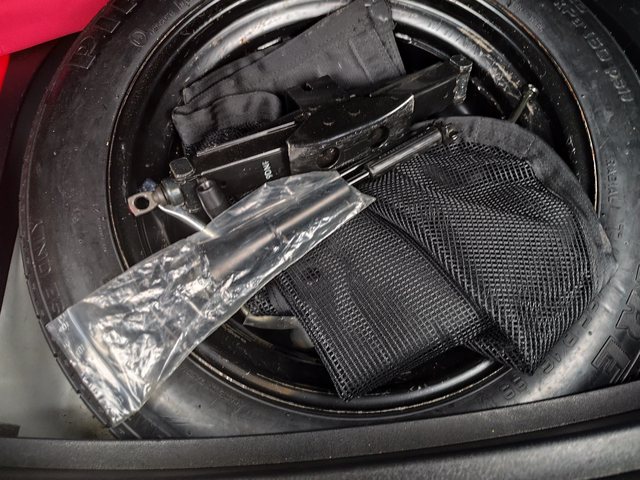 Volvo V40 1.5i* АВТОМАТИК* LED/XENON* NAVI* EURO6D* - автомобили, коли, обяви за нови и употребявани 12