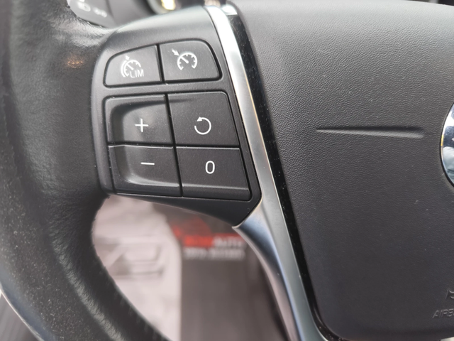 Volvo V40 1.5i* АВТОМАТИК* LED/XENON* NAVI* EURO6D* - автомобили, коли, обяви за нови и употребявани 8