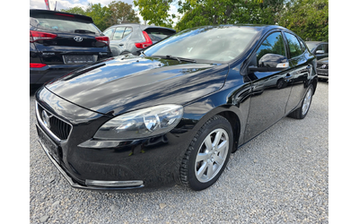 volvo-v40 - 0