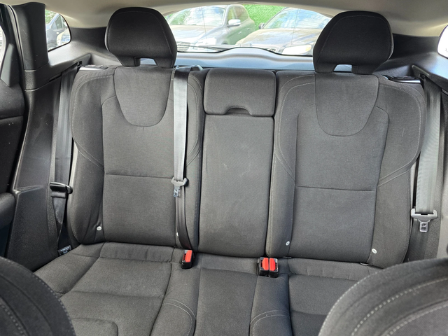 Volvo V40 2.0D2-FACE-ЕВРО 6В-НАВИГАЦИЯ-6 СКОРОСТИ - автомобили, коли, обяви за нови и употребявани 13