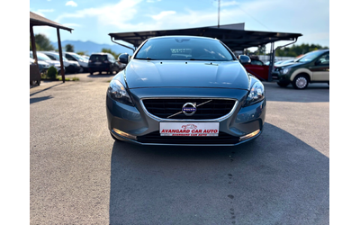 volvo-v40 - 0
