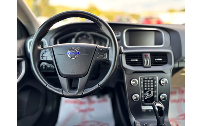 Volvo V40 - автомобили, коли, обяви за нови и употребявани 6