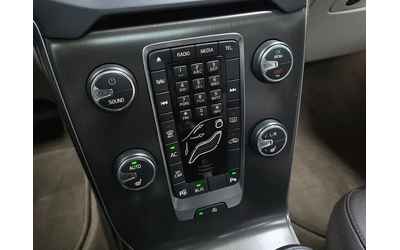 Volvo V40 1.6D - автомобили, коли, обяви за нови и употребявани 14