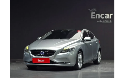 volvo-v40 - 2