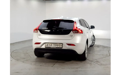 volvo-v40 - 2