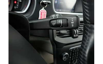 Volvo V40 1.6D - автомобили, коли, обяви за нови и употребявани 14