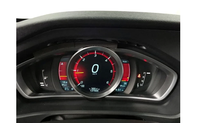 Volvo V40 1.6D - автомобили, коли, обяви за нови и употребявани 7