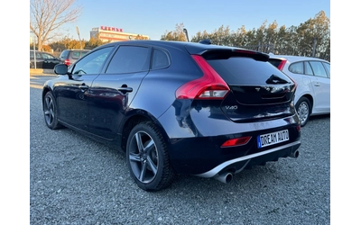 volvo-v40 - 4