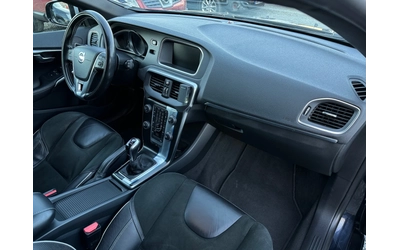 Volvo V40 2.0 - автомобили, коли, обяви за нови и употребявани 8