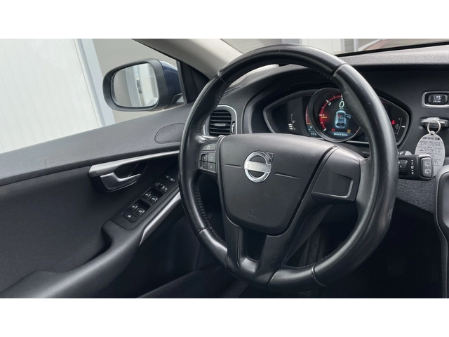 Volvo V40 Реален пробег - автомобили, коли, обяви за нови и употребявани 15