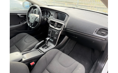 Volvo V40 Cross Country 2.0 D - автомобили, коли, обяви за нови и употребявани 12