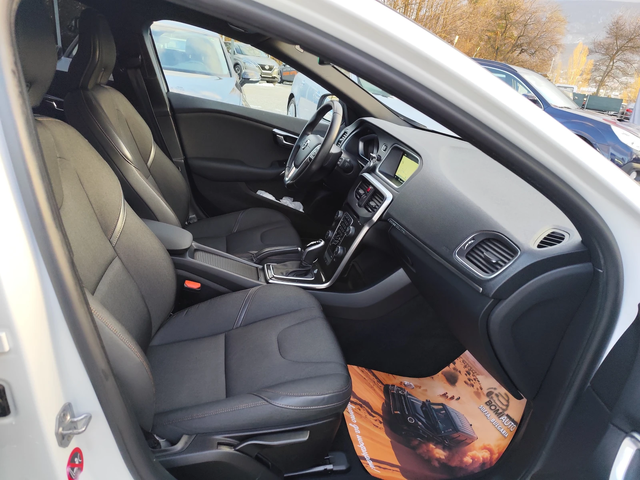 Volvo V40 Cross Country 2.0D* АВТОМАТИК* EURO6B* NAVI* - автомобили, коли, обяви за нови и употребявани 10