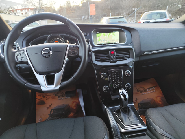 Volvo V40 Cross Country 2.0D* АВТОМАТИК* EURO6B* NAVI* - автомобили, коли, обяви за нови и употребявани 5