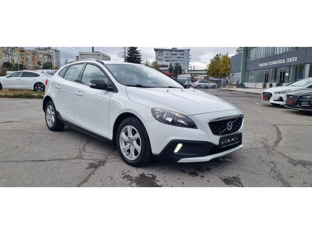 Volvo V40 Cross Country 1.6 D 114k.c UNIKAT ITALIA EURO 5B - автомобили, коли, обяви за нови и употребявани 0