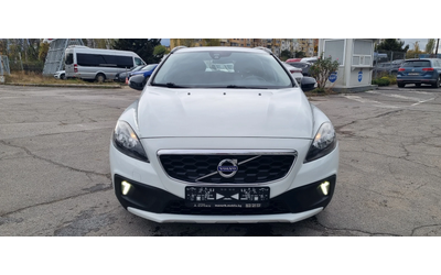 volvo-v40-cross-country - 1