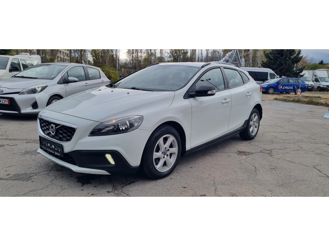 Volvo V40 Cross Country 1.6 D 114k.c UNIKAT ITALIA EURO 5B - автомобили, коли, обяви за нови и употребявани 2