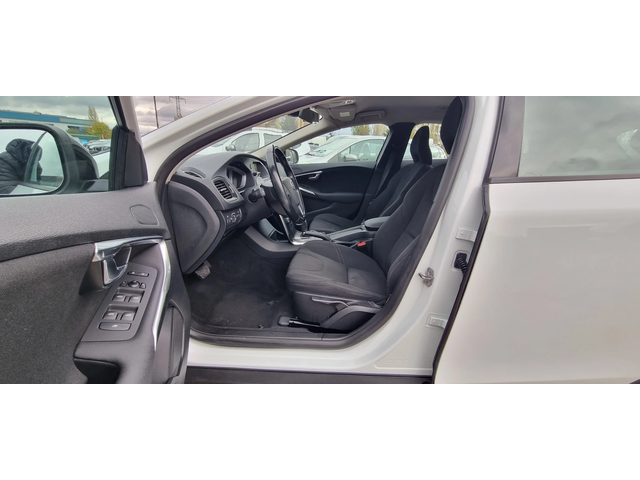 Volvo V40 Cross Country 1.6 D 114k.c UNIKAT ITALIA EURO 5B - автомобили, коли, обяви за нови и употребявани 7