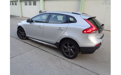 volvo-v40-cross-country - 2