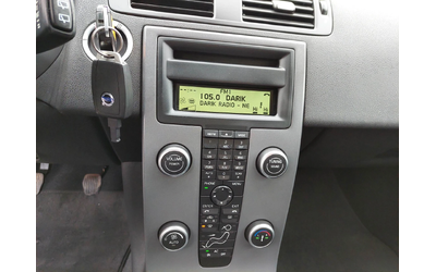 Volvo V50 1, 6d 109ps XENON - автомобили, коли, обяви за нови и употребявани 9