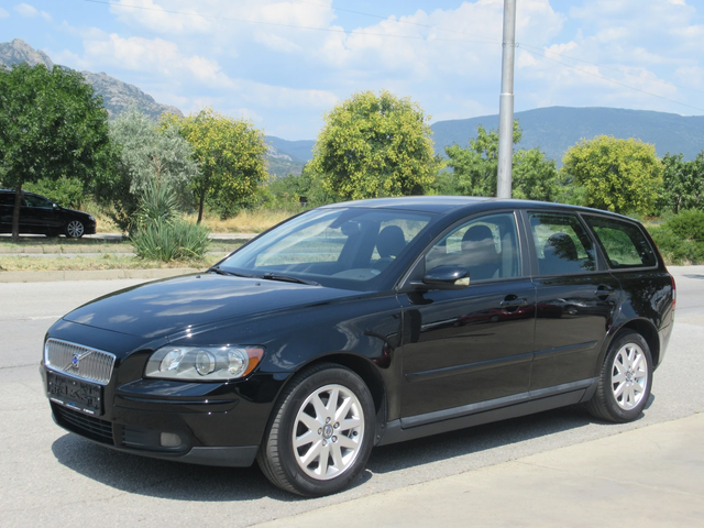 Volvo V50 2.0D 136ps 6ск - автомобили, коли, обяви за нови и употребявани 0