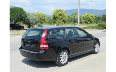 volvo-v50 - 4