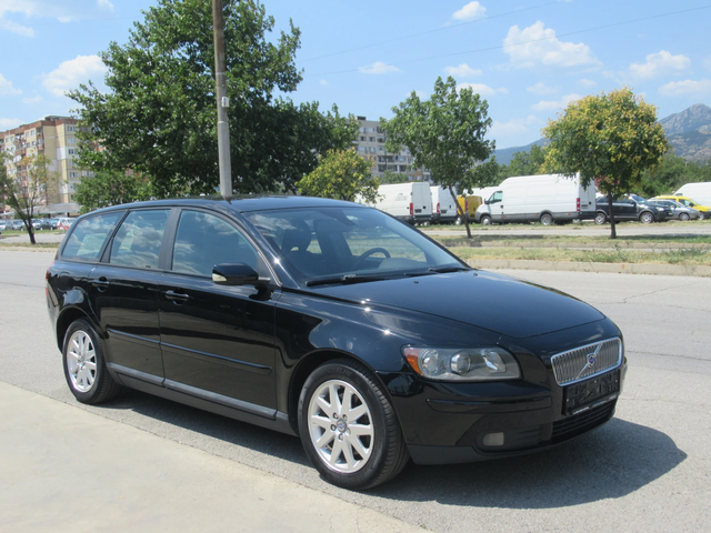 Volvo V50 2.0D 136ps 6ск - автомобили, коли, обяви за нови и употребявани 6