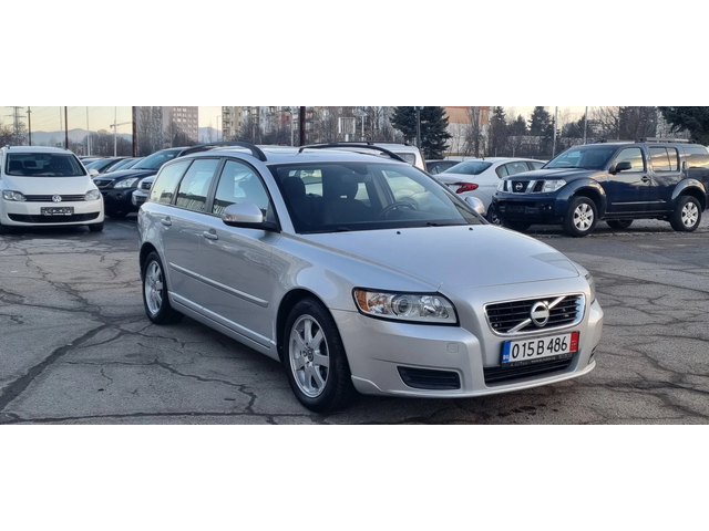 Volvo V50 1.6D 114k.c UNIKAT ITALIA EURO 5 - автомобили, коли, обяви за нови и употребявани 2