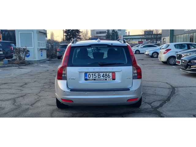 Volvo V50 1.6D 114k.c UNIKAT ITALIA EURO 5 - автомобили, коли, обяви за нови и употребявани 4