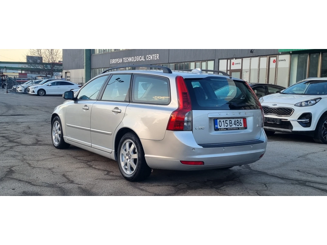 Volvo V50 1.6D 114k.c UNIKAT ITALIA EURO 5 - автомобили, коли, обяви за нови и употребявани 5