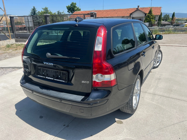 Volvo V50 2.0d - автомобили, коли, обяви за нови и употребявани 5