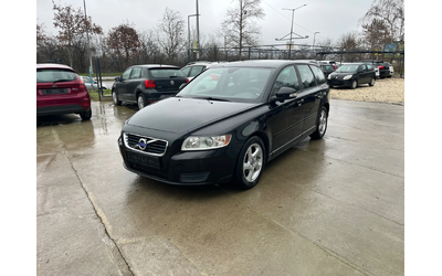 volvo-v50 - 2