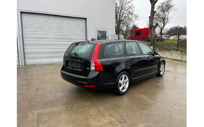 volvo-v50 - 3