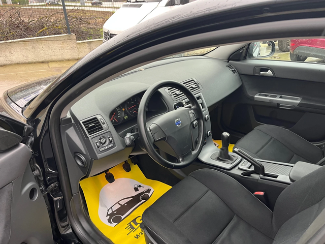 Volvo V50 1.6d - автомобили, коли, обяви за нови и употребявани 9