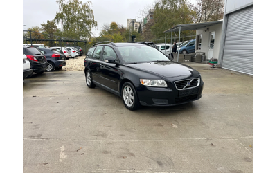 volvo-v50 - 0