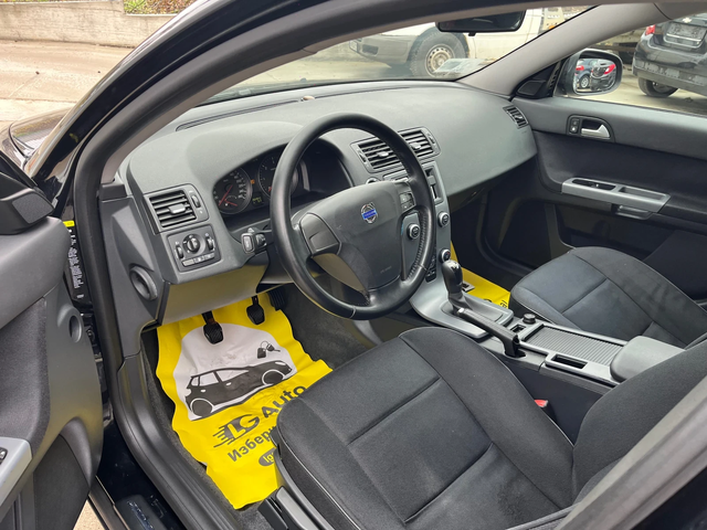 Volvo V50 1.6d - автомобили, коли, обяви за нови и употребявани 10