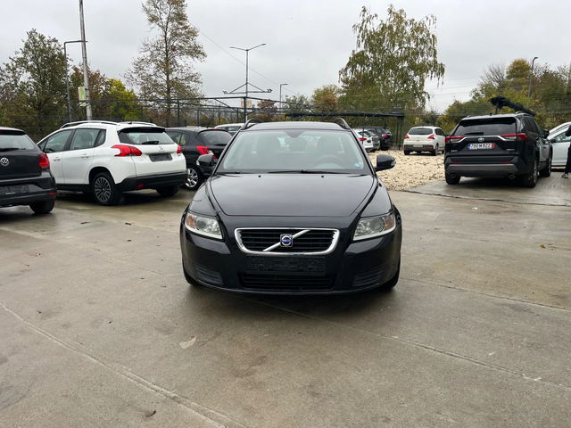 Volvo V50 1.6d - автомобили, коли, обяви за нови и употребявани 1