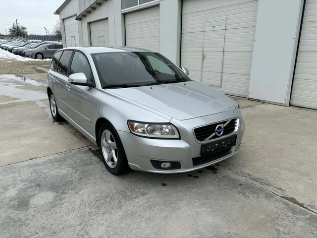 Volvo V50 1.6d 114k.c * D2* UNIKAT* - автомобили, коли, обяви за нови и употребявани 9