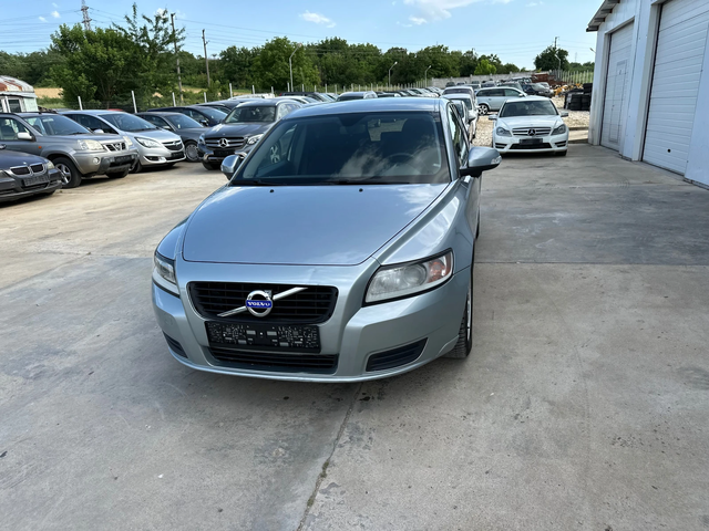 Volvo V50 1.6d D2-114k.c* UNIKAT* - автомобили, коли, обяви за нови и употребявани 0