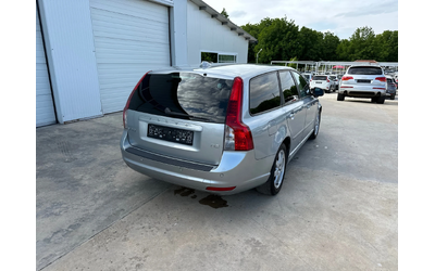 Volvo V50 1.6d D2-114k.c* UNIKAT* - автомобили, коли, обяви за нови и употребявани 14