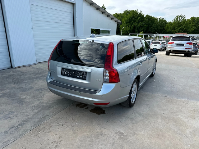 Volvo V50 1.6d D2-114k.c* UNIKAT* - автомобили, коли, обяви за нови и употребявани 14