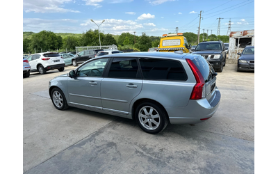 volvo-v50 - 4