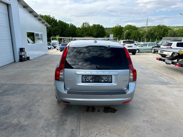 Volvo V50 1.6d D2-114k.c* UNIKAT* - автомобили, коли, обяви за нови и употребявани 6