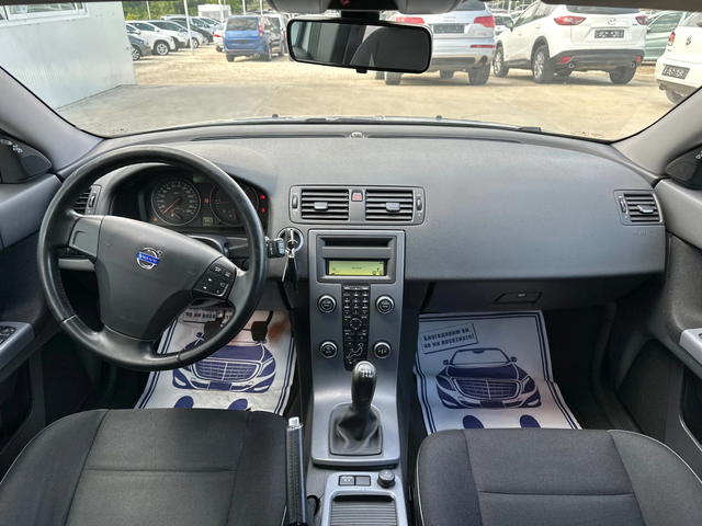 Volvo V50 1.6d D2-114k.c* UNIKAT* - автомобили, коли, обяви за нови и употребявани 9