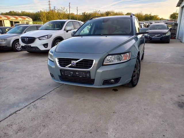 Volvo V50 2.0d * FACE* NOVA* UNIKAT* - автомобили, коли, обяви за нови и употребявани 0