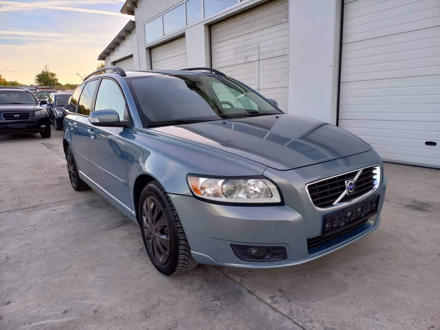 Volvo V50 2.0d * FACE* NOVA* UNIKAT* - автомобили, коли, обяви за нови и употребявани 10