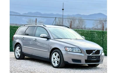 volvo-v50 - 0