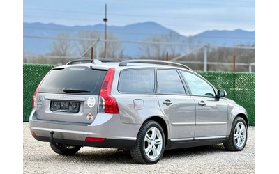 Volvo V50 2.0HDi 136hp//FACELIFT - автомобили, коли, обяви за нови и употребявани 6